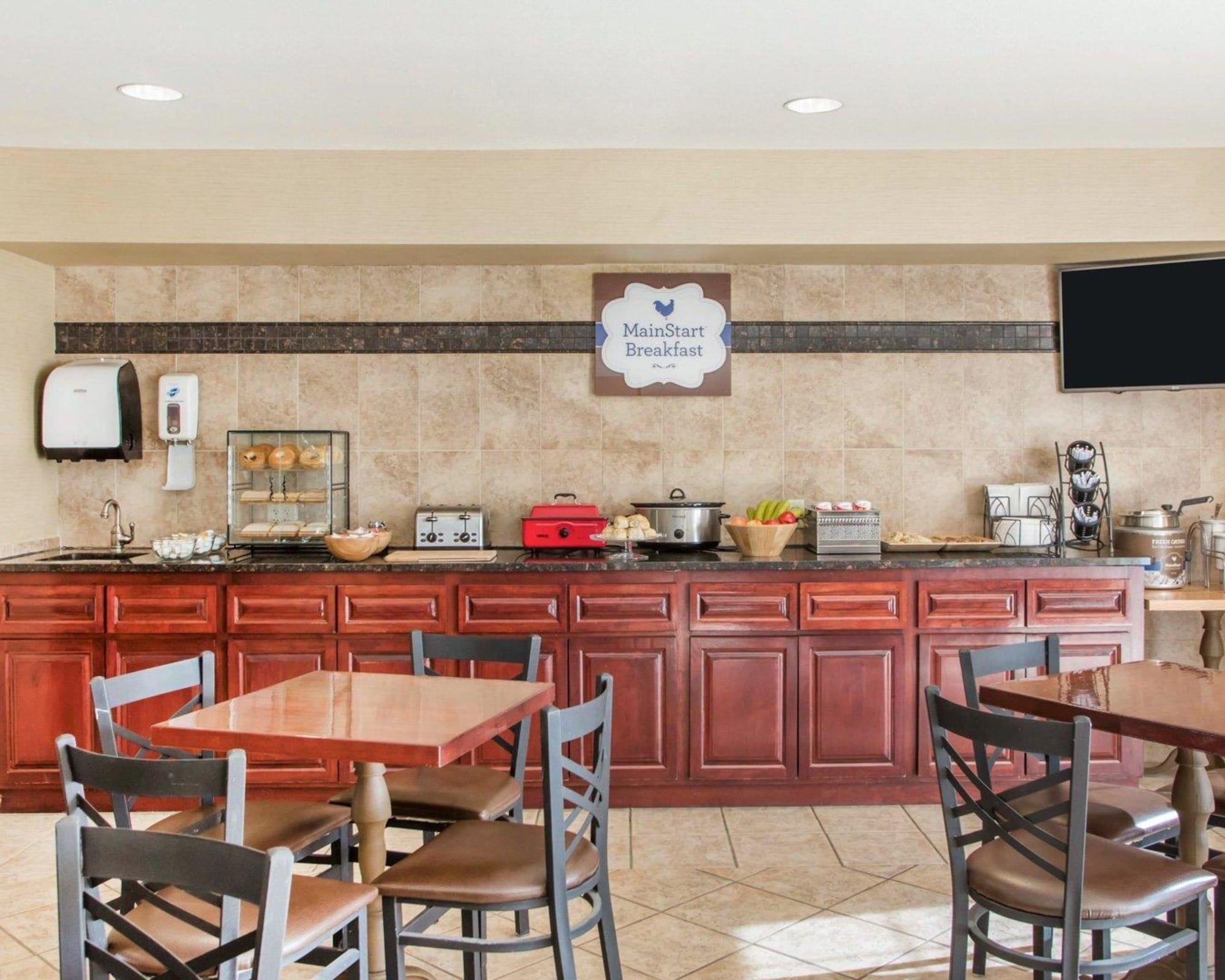 Hawthorn Extended By Wyndham Milwaukee Airport Hotel 3*