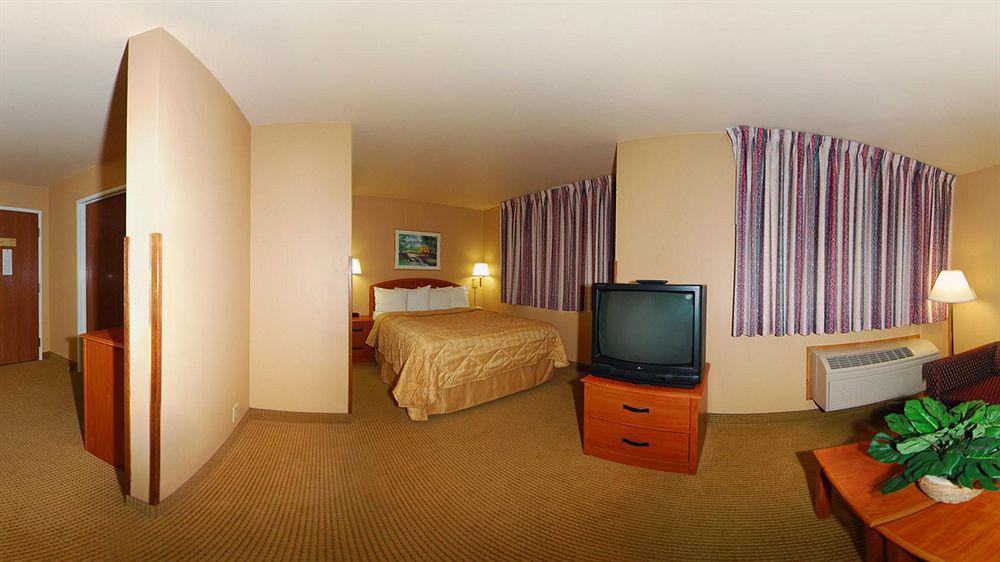 Hawthorn Extended By Wyndham Milwaukee Airport Hotel 3*